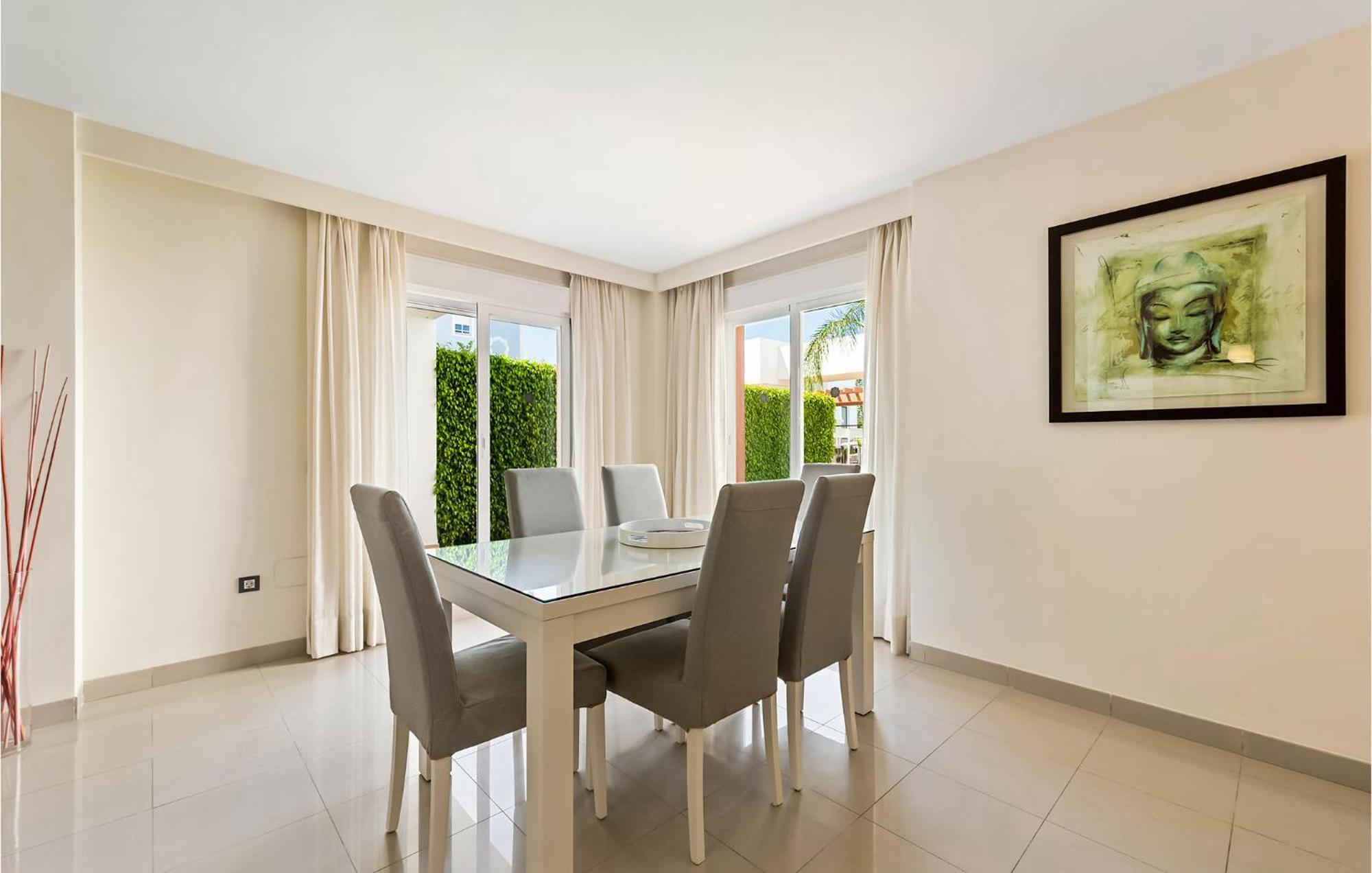 Сasa de vacaciones Beautiful In With Wifi Estepona
